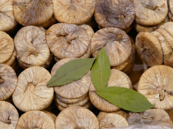figs, dried, dried fruits-73763.jpg